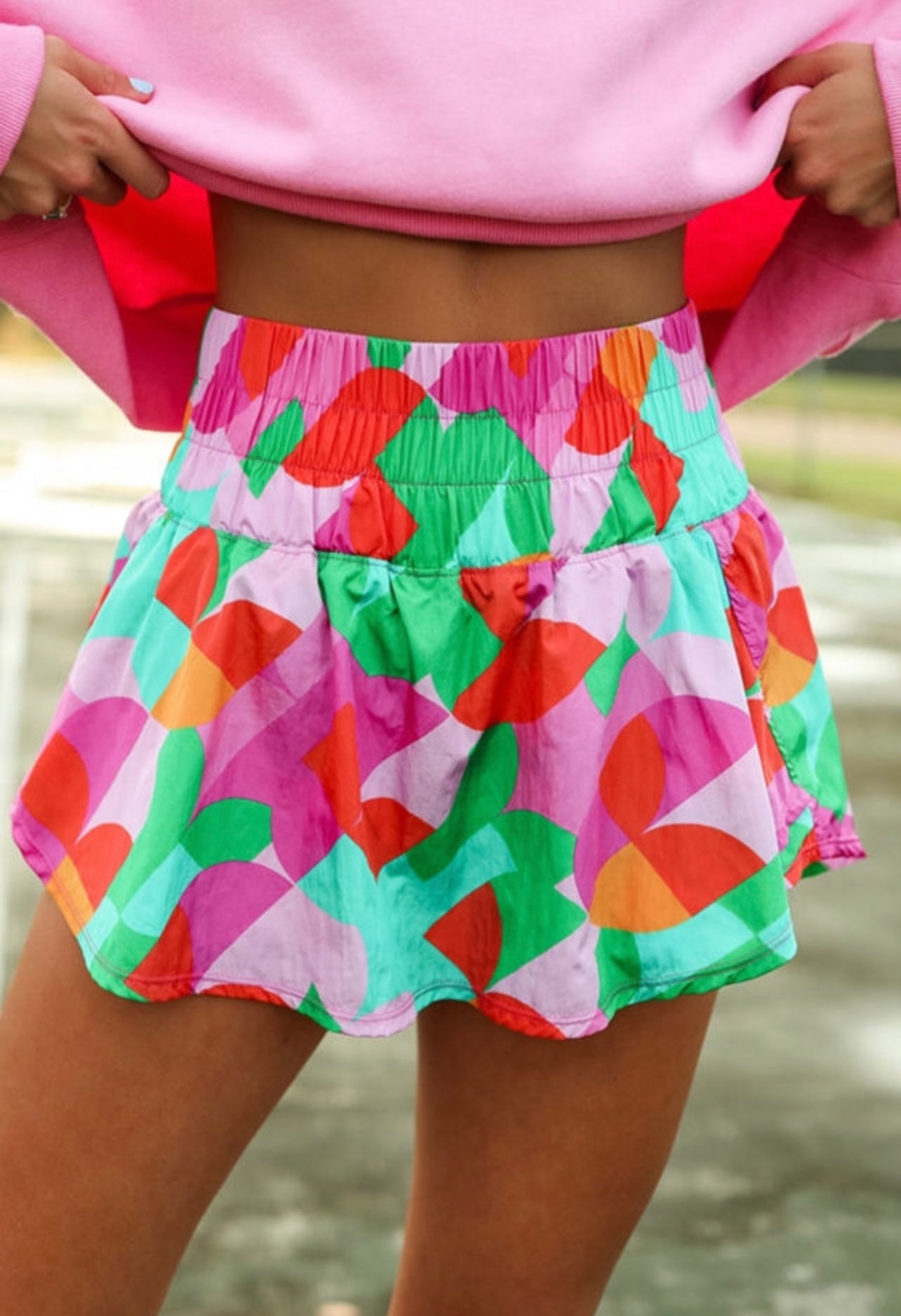 Abstract Skort