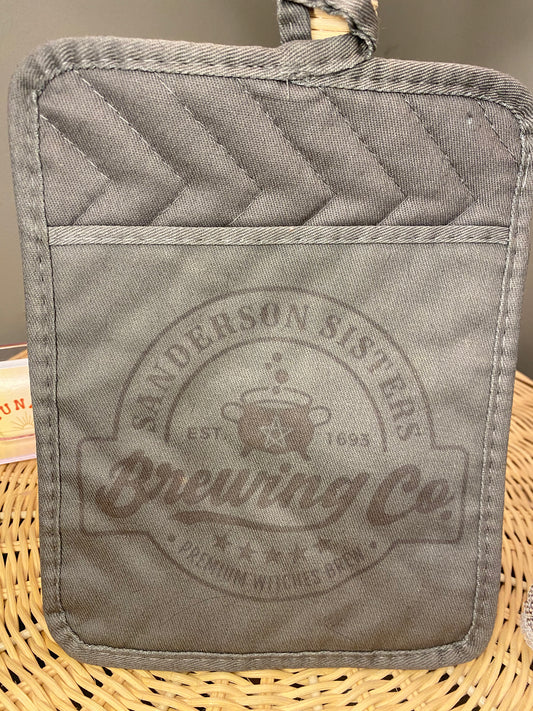 Sanderson Sister Pot Holder